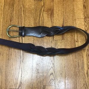 5/$25 Stylish belt